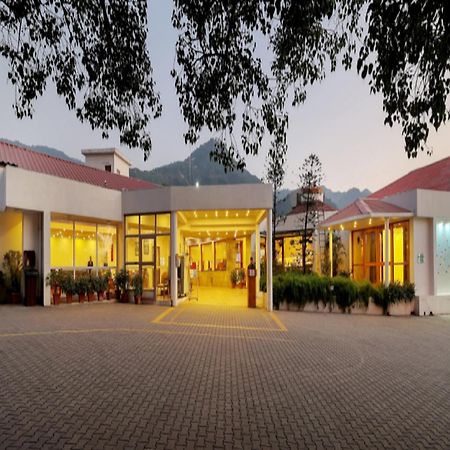 Timber Trail Base Resort - At The Foothills Of Adventure Parwanoo Exteriör bild