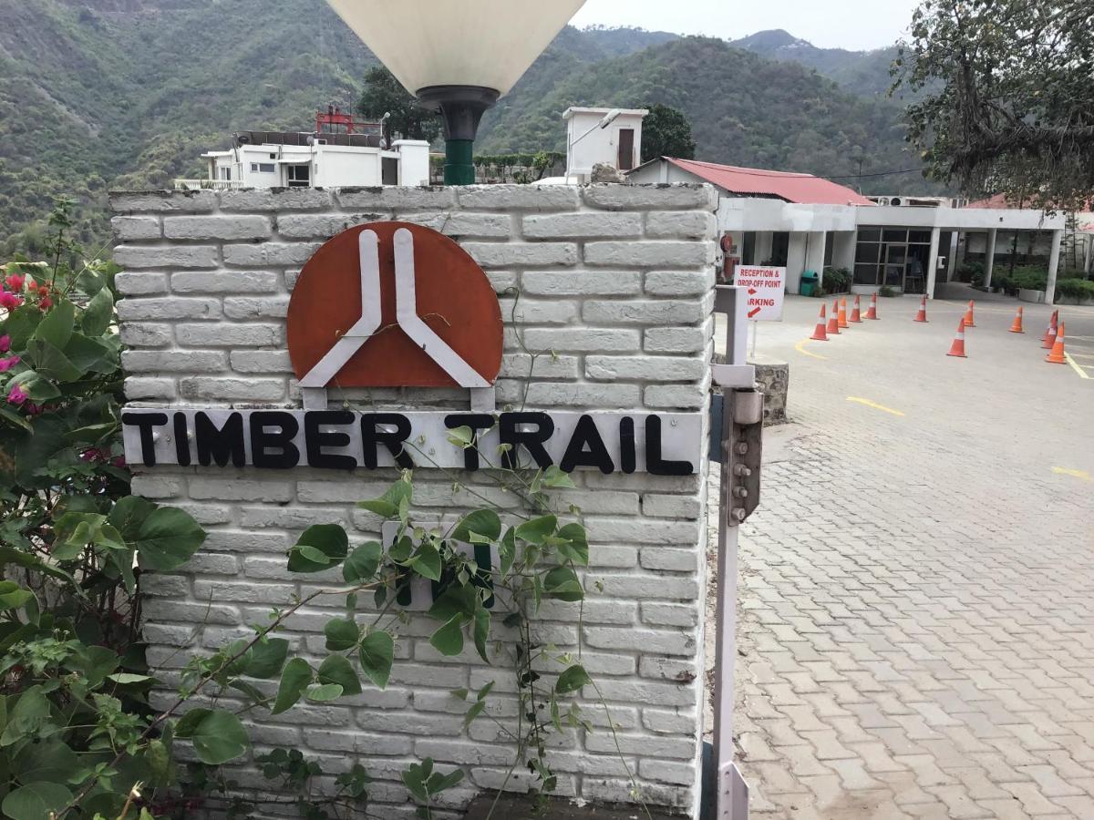 Timber Trail Base Resort - At The Foothills Of Adventure Parwanoo Exteriör bild